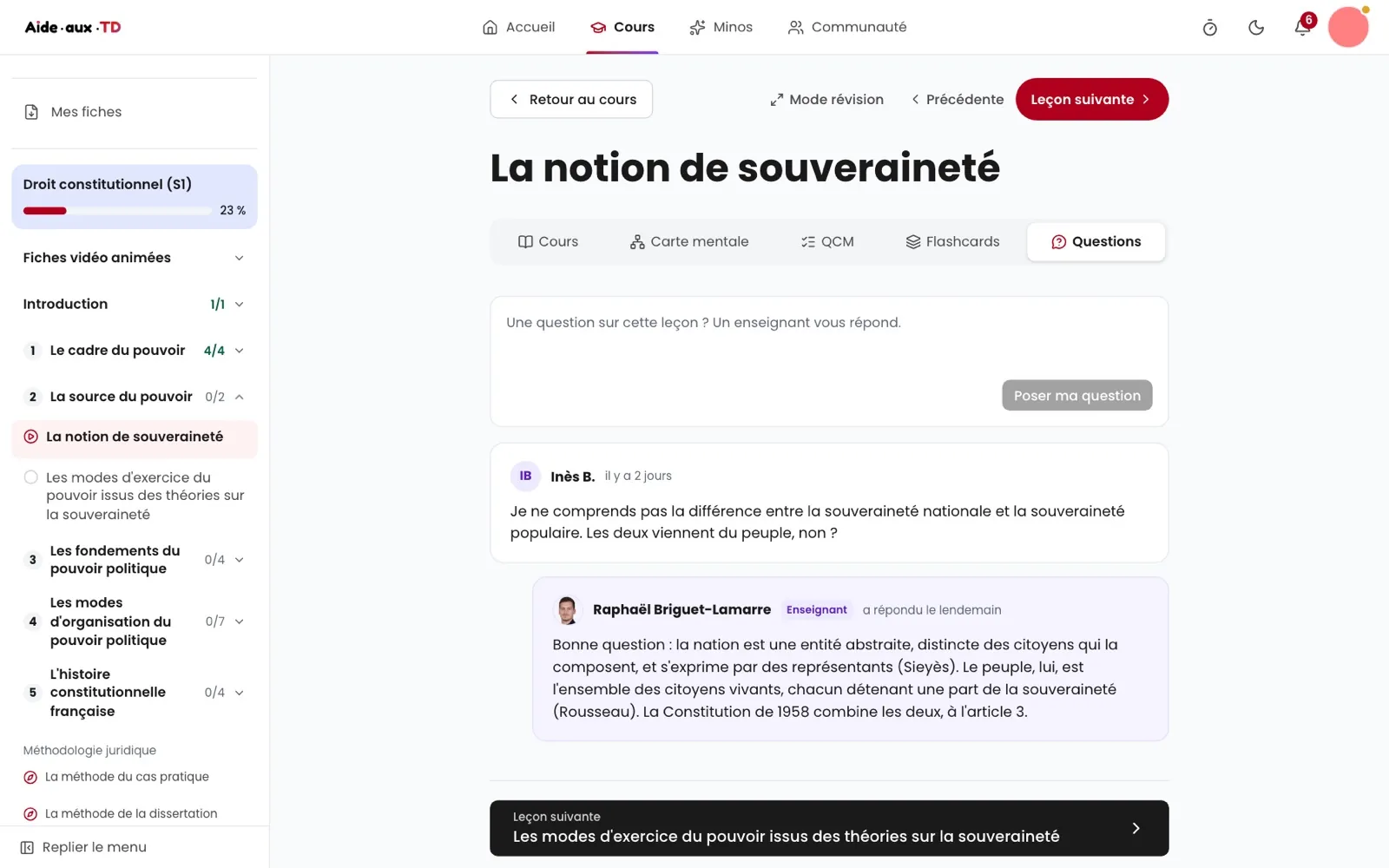 Une question d'étudiante et la réponse de l'équipe sous une leçon